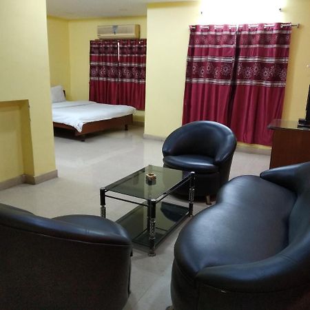 Hotel Relax Kolkata Eksteriør bilde