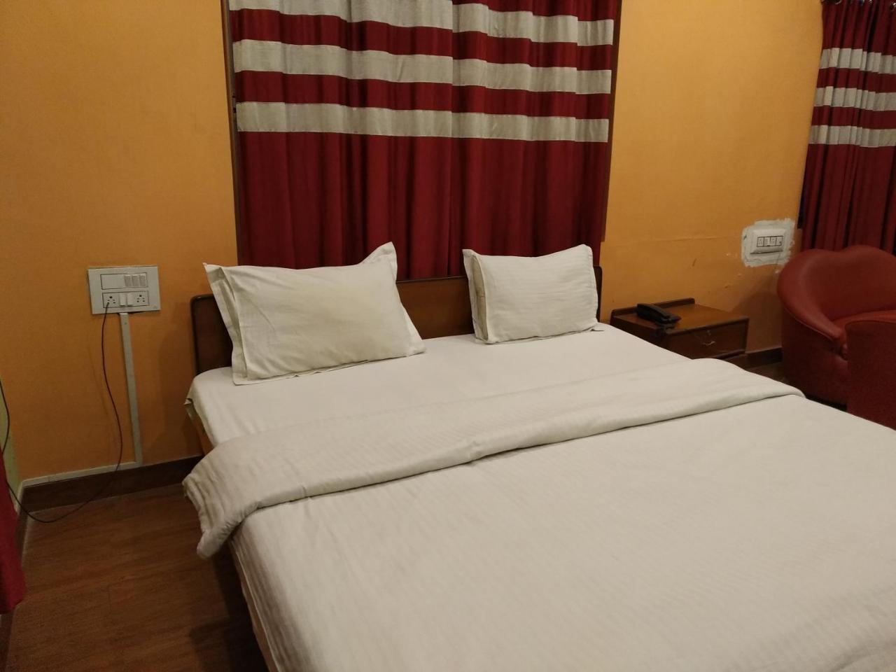 Hotel Relax Kolkata Eksteriør bilde